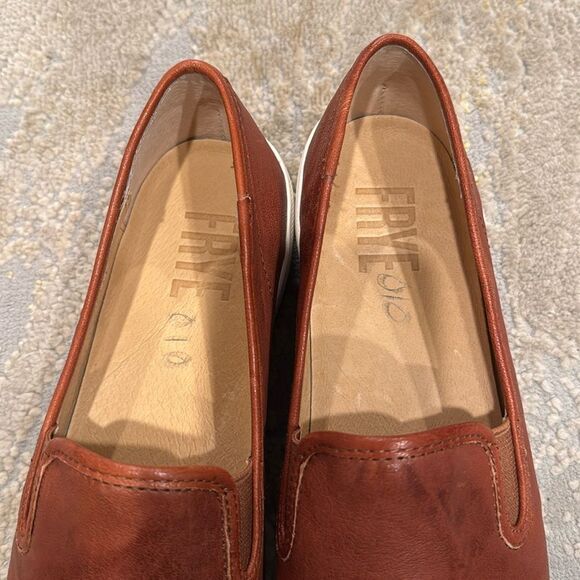 Frye
Mia Leather Slip-On Platform Sneakers white brown size 9.5 new without tag - Picture 3 of 7